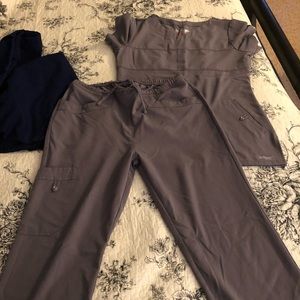 Gray Grey’s Anatomy Signature Scrub Set